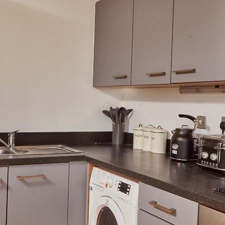 Central Leeds Dock Apt, Free Secure Parking! 2 Bed Ngoại thất bức ảnh