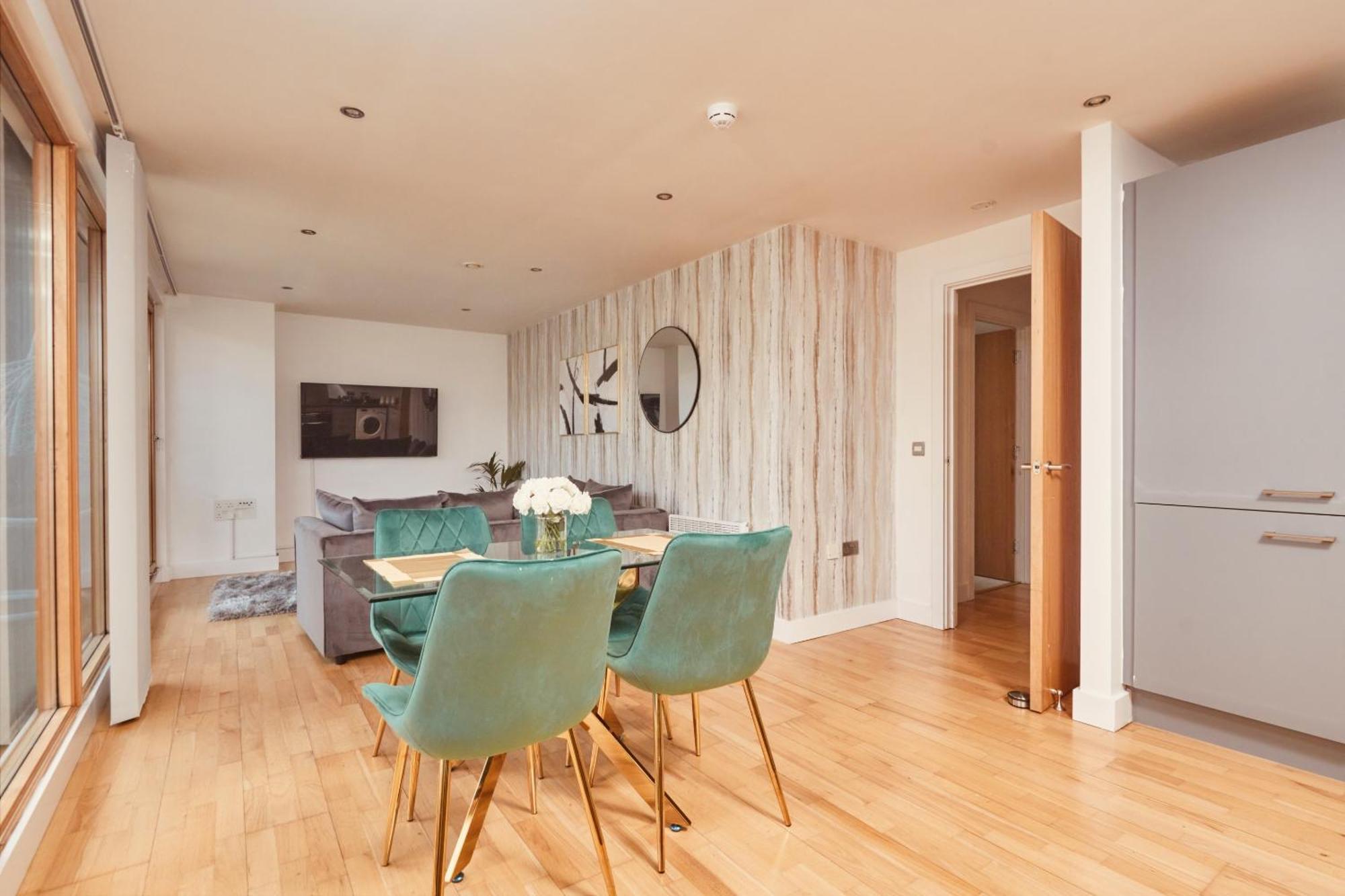Central Leeds Dock Apt, Free Secure Parking! 2 Bed Ngoại thất bức ảnh
