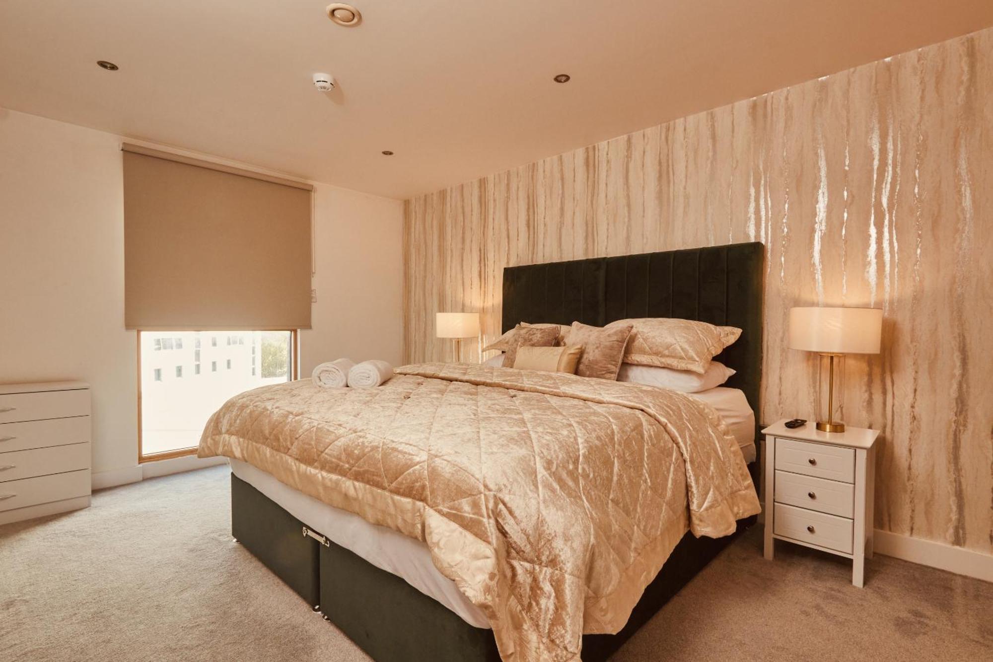 Central Leeds Dock Apt, Free Secure Parking! 2 Bed Ngoại thất bức ảnh