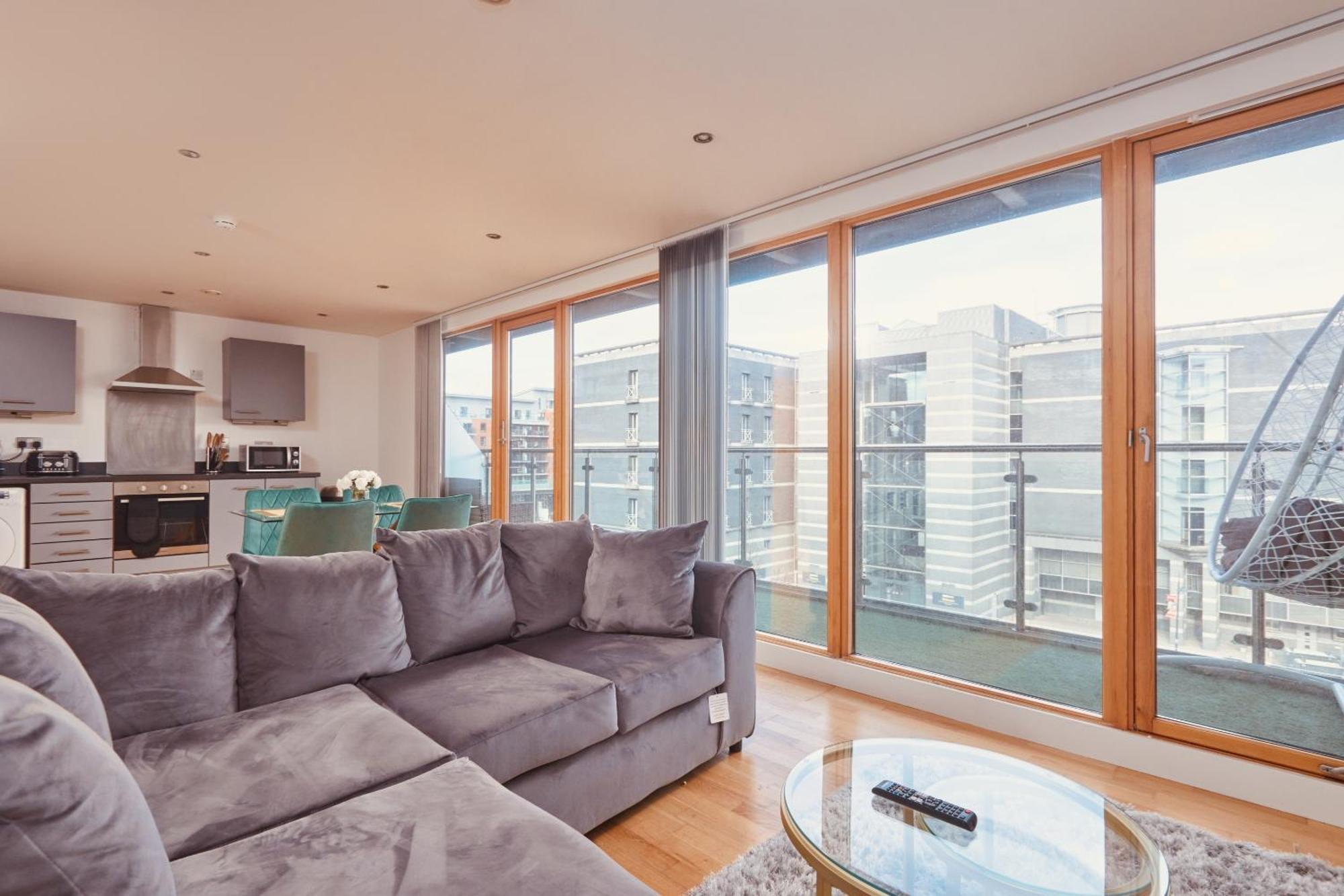 Central Leeds Dock Apt, Free Secure Parking! 2 Bed Ngoại thất bức ảnh